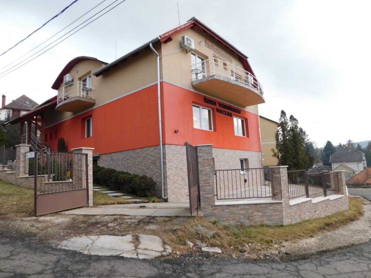 Eden Vendeghaz Hotel Mişcolţ Exterior foto