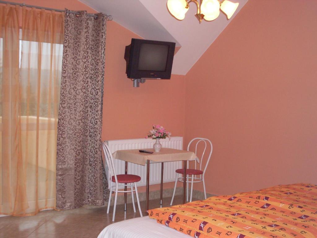 Eden Vendeghaz Hotel Mişcolţ Exterior foto