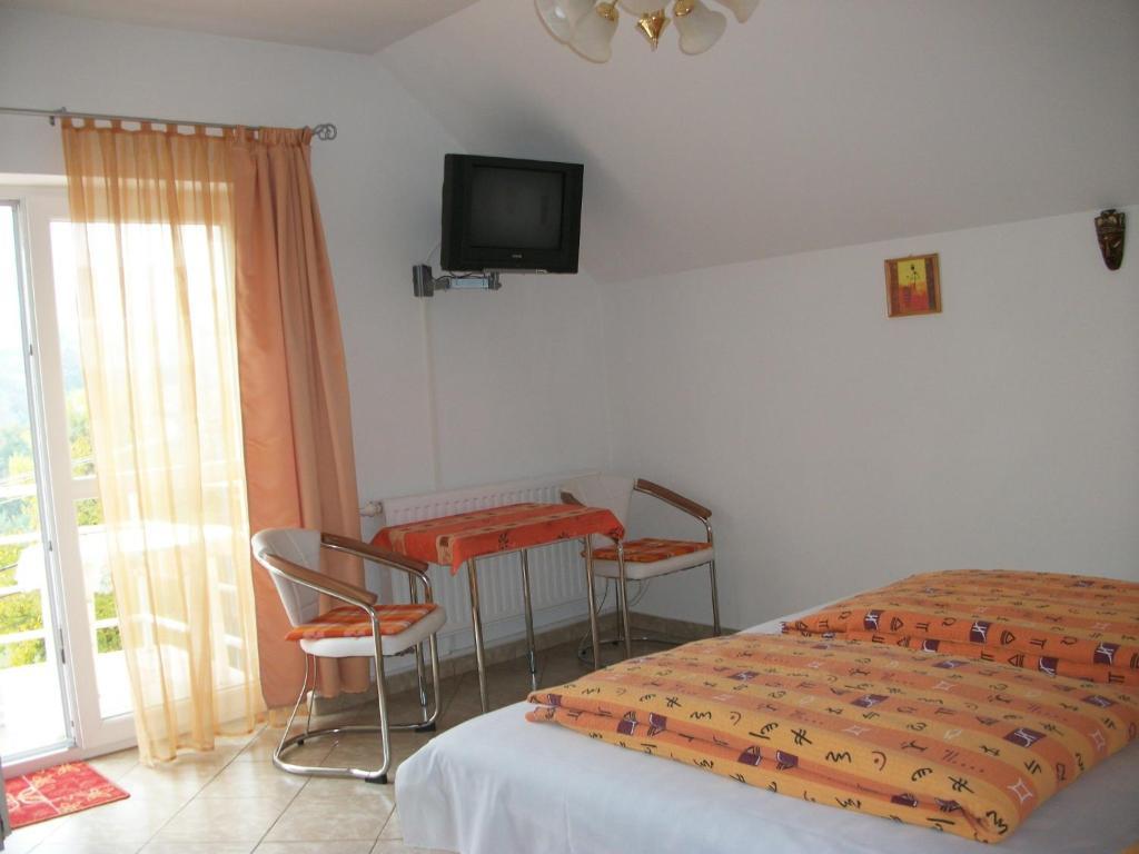 Eden Vendeghaz Hotel Mişcolţ Exterior foto