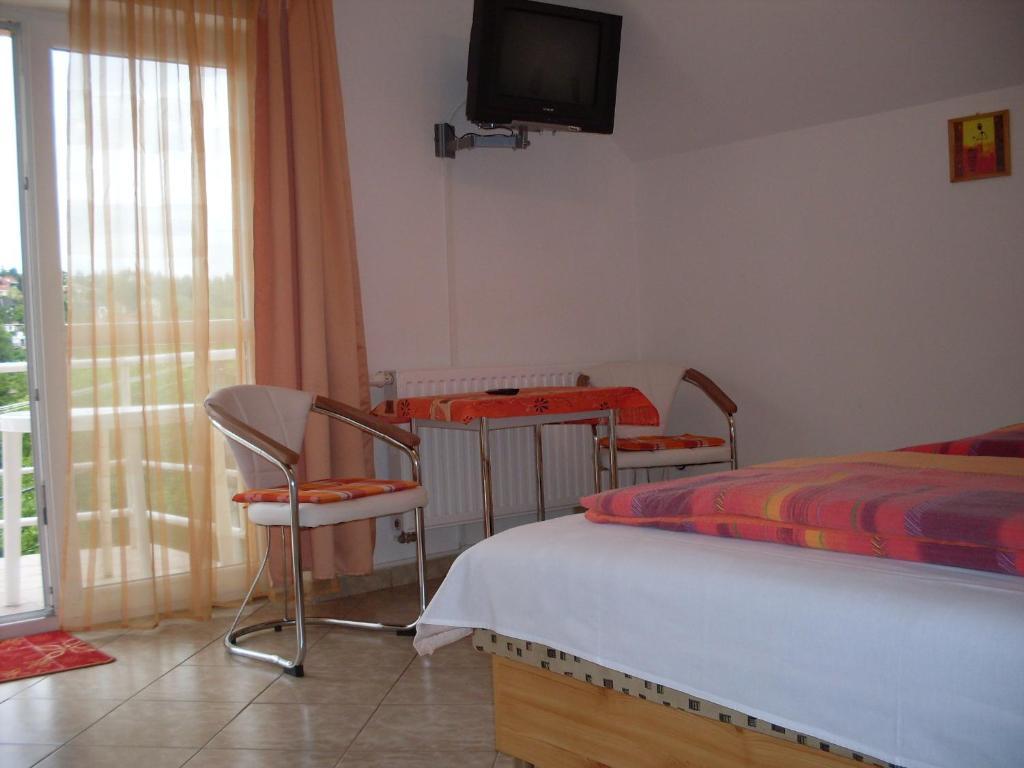 Eden Vendeghaz Hotel Mişcolţ Exterior foto